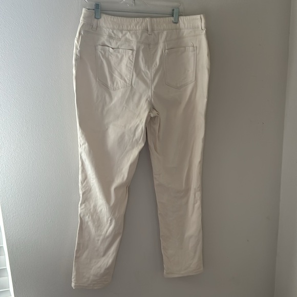 CHICO’S ivory stretch high Rise pants Sz 12 - Picture 3 of 7